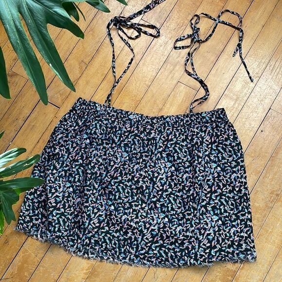 NWT Elan black leave print flowy crop top size women’s medium - Picture 5 of 5